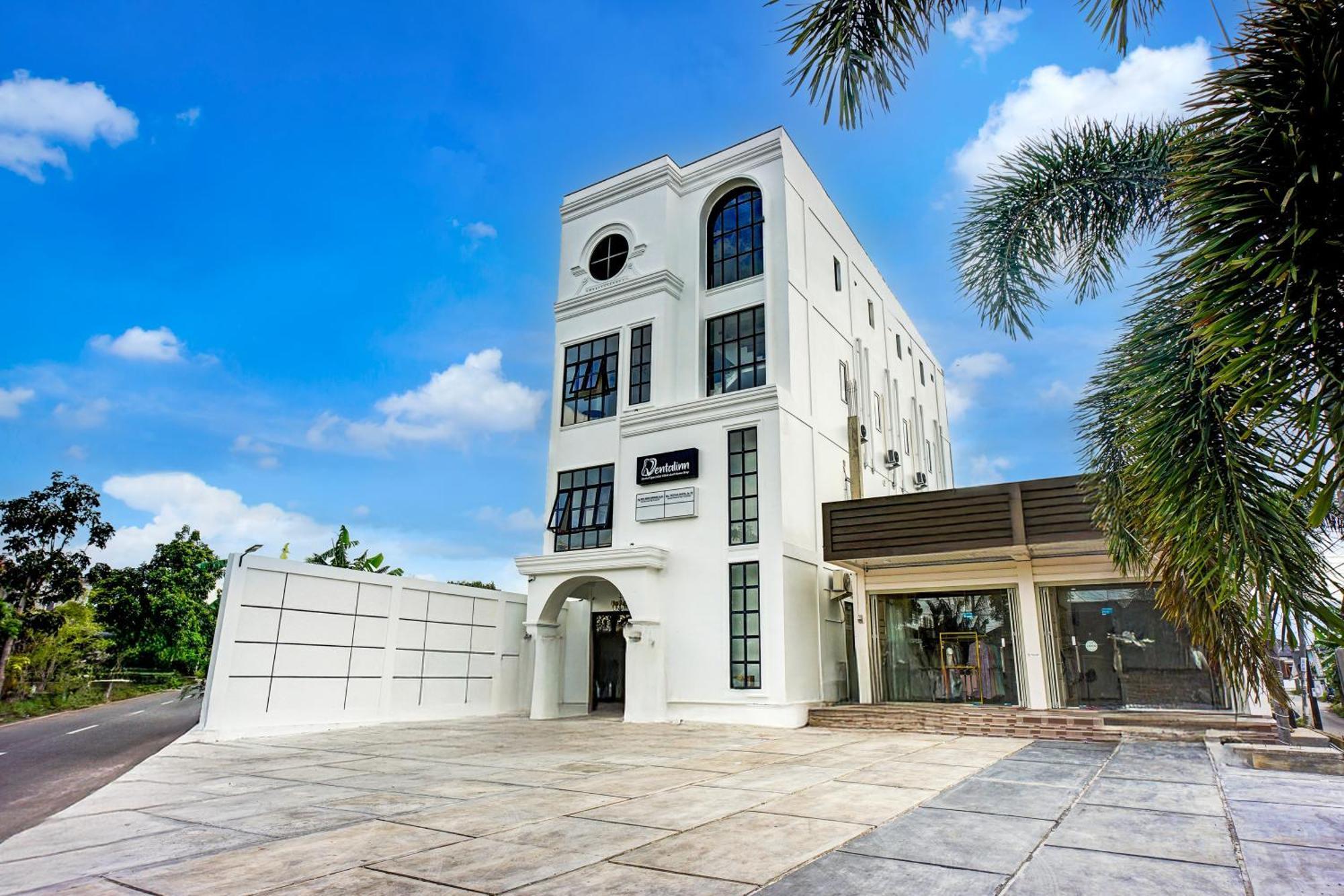 Capital O 94254 Dental Inn Banda Aceh Ngoại thất bức ảnh